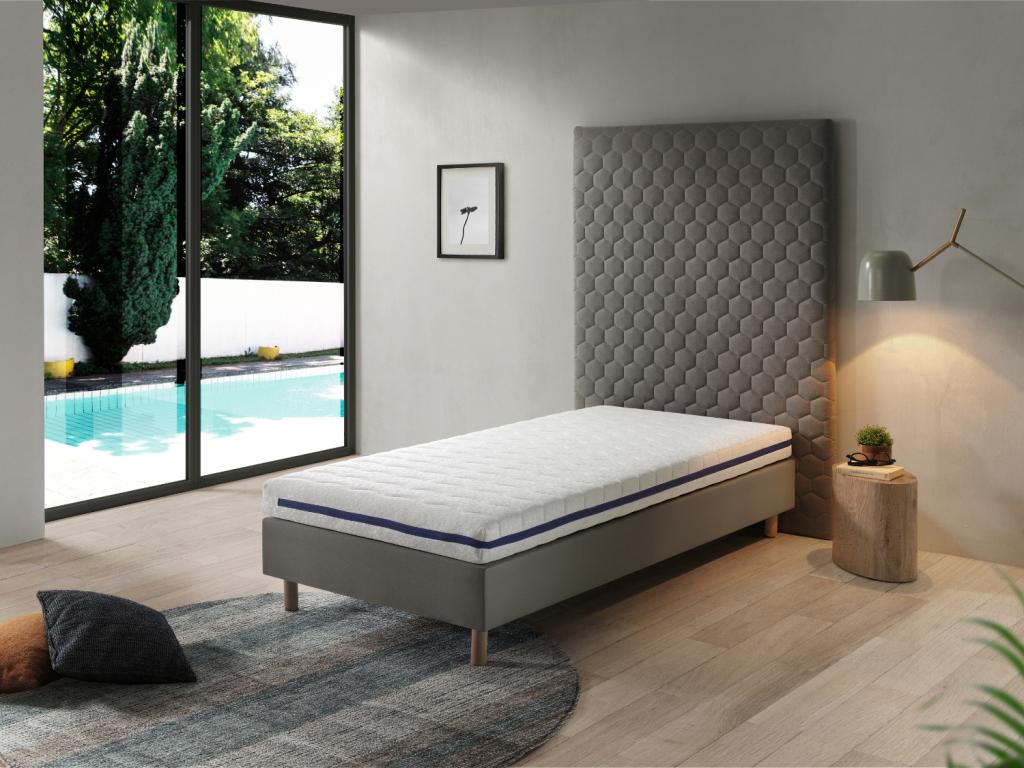 STAR 90x180 cm mattress, 11 cm high, perforated and breathable core, TSIW93917